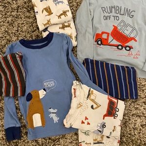 4 sets Pajamas